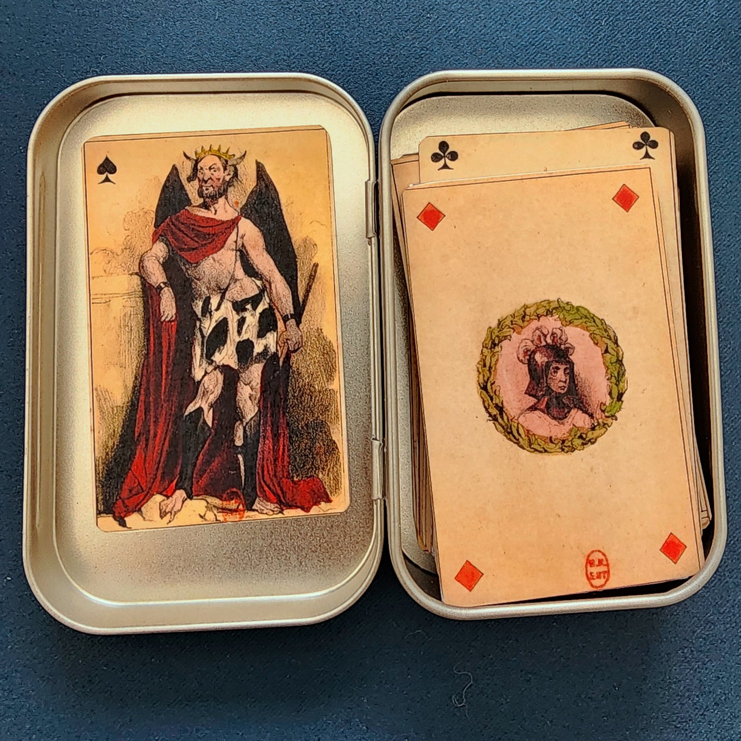 Petit jeu romantique 32 cartes par Nanteuil Celestin 1838 - reproduction
