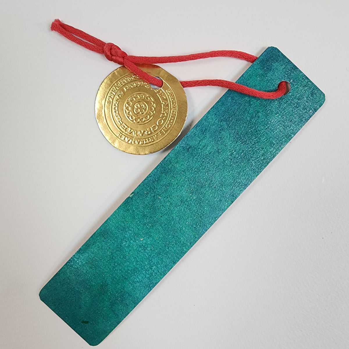 Marque-page artisanal NFC  — objet culturel et expérience numérique